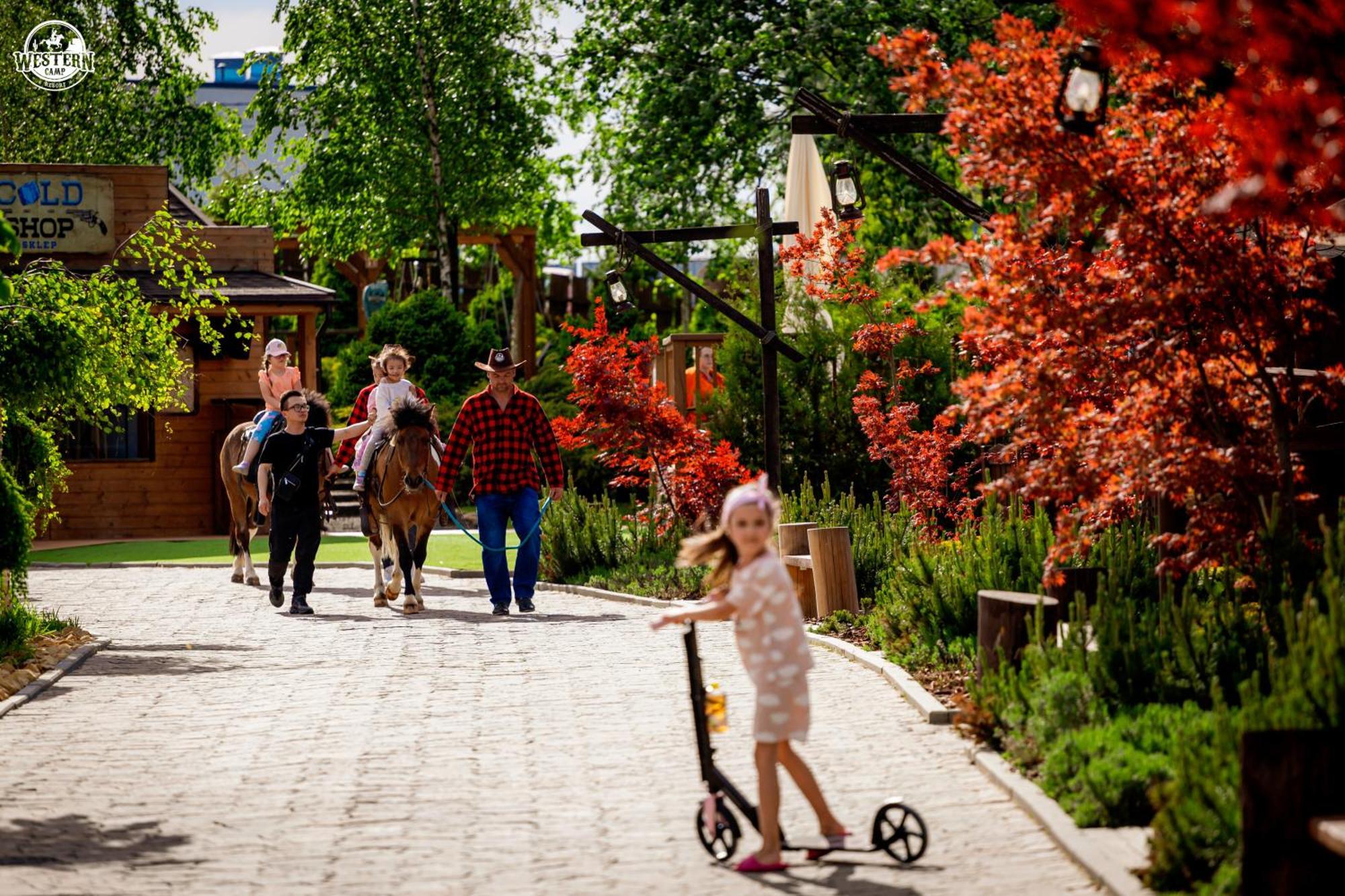 Western Camp Resort Zator Dış mekan fotoğraf